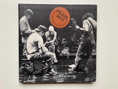 Pearl Jam – Place/Date – The Official Photographic Record – Bildband 1999