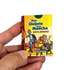 new Don Quijote de la Mancha para Jóvenes mini book 2.65″ high hardcover 438 pgs