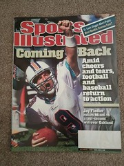Lot of 10 Vintage DAN MARINO MIAMI DOLPHINS Sports Illustrated Magazines