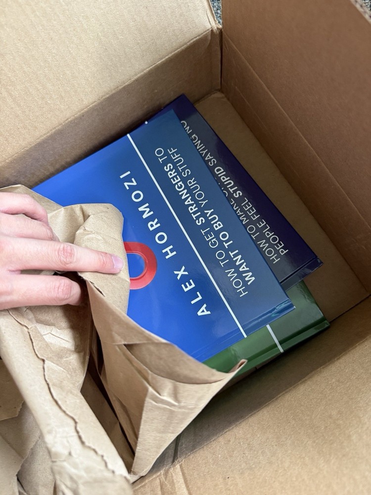 Alex Hormozi $100M Offers, Leads, And Money Models – BRAND NEW, Hardcopies