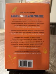 Lessons in Chemistry – Bonnie Garmus – First Edition – HCDJ – 2022