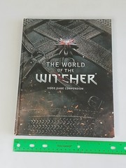 THE WORLD OF THE WITCHER Video Game Compendium Guide Dark Horse 2015 Preowned