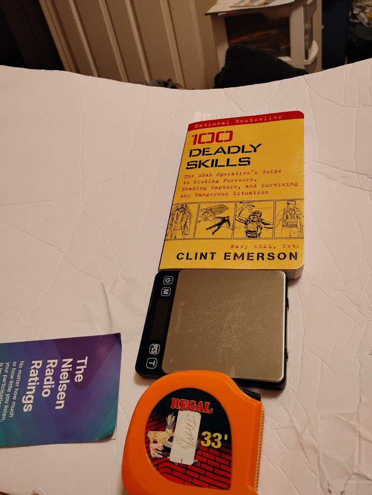100 Deadly Skills National Bestseller The Seals Operative Book Clint Emerson 1..
