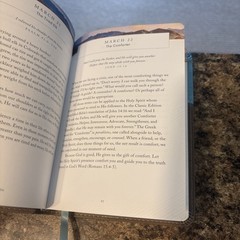 David Jeremiah Leather Bound- Moments W/ God, Strength for Today &