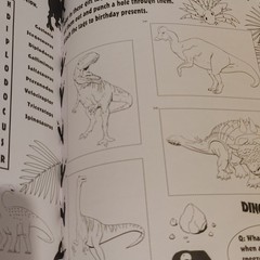 Dinosaur Coloring Book : Giant Dino Coloring Book for Kids Ages 2-4 & Toddlers.