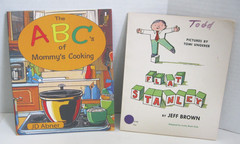 16 Level 2 & 3 Book Lot: Amelia Bedelia, Oz, Curious George, Trolls – Free Ship!