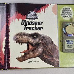 Scholastic Jurassic World Dinosaur Trainer HandBook Rare WORKS MAKES SOUNDS ROAR