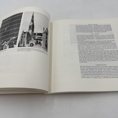 Archetypes in Architecture Thomas Thiis-Evensen Oxford University Press 1991 PB