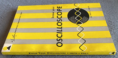 „Know Your Oscilloscope” by Paul C. Smith 154 pages 1964 Photofact Paperback