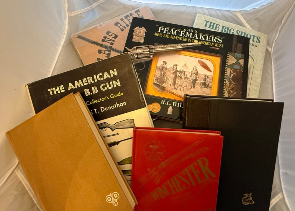 Lot # 10: Gun Books by West, Keith, Snyder, Ruffer, Hanson, Dunathan, Wilson