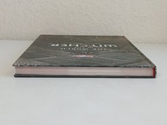 THE WORLD OF THE WITCHER Video Game Compendium Guide Dark Horse 2015 Preowned