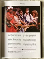 “BRUCE SPRINGSTEEN – An Illustrated Biography” – Hardcover – 184 Pages! – MINT!