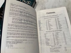 NIV Thinline Bible 1996 Navy Bonded Leather 1984 Text Original Box