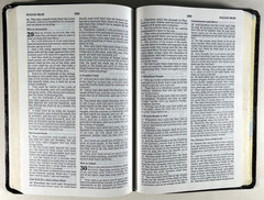 KJV Ultraslim Bible Burgundy Bonded Leather Belgium Print 2015BGM Clean VG+