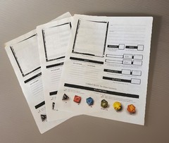 Dungeons and Dragons Adventure Game Box „The Adventure Begins Here.”