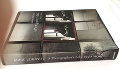 Annie Leibovitz A Photographer’s Life 1990-2005 Hardcover 2006 First Edition VG