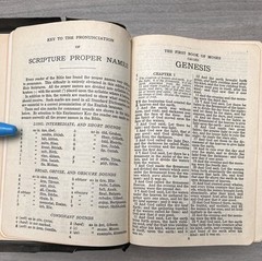 Handsize 1945 National Bible Press; Self Pronouncing KJV Study Helps; Color Maps