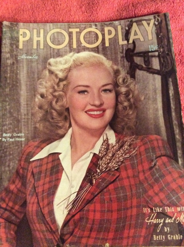 PHOTOPLAY NOVEMBER 1946 BETTY GRABLE JUDY GARLAND LIZA MINNELLI