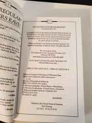 Uncle John’s Bathroom Reader „Tunes Into TV” Book, (2011), (504 Pages)