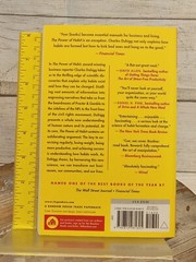 Power of Habit Why We Do What We Do in Life & Business by Charles Duhigg PB Book