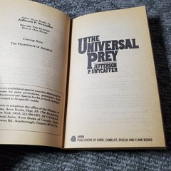 Universal Prey Jefferson P. Swycaffer 1985 First Avon Printing Science Fiction