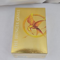 Hunger Games by Suzanne Collins (2014, Quantity Pack)