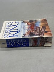Hearts in Atlantis book Stephen King paperback 1999 copyright 672 pages READ