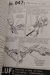100 Deadly Skills: The NAVY SEAL Operative’s Guide by Clint Emerson 2015 PB