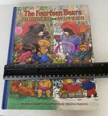 The Fourteen Bears in Summer and Winter By E. Scott-First Golden Classic Edition