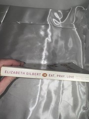 Signed Eat Pray Love Soft Cover 2007 First Paperback Edition Elizabeth Gilbert