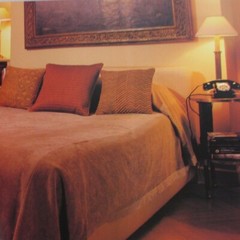 The Bedroom Book by Caroline Clifton-Mogg, Paperback, 176 Pages
