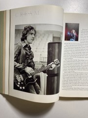 “CREAM: The Legendary Sixties Supergroup” CHRIS WELCH 2000 Paperback 1st Edition