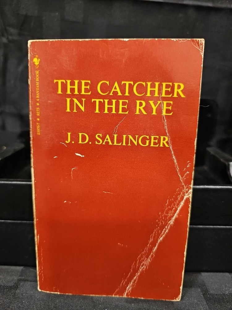 The Catcher in the Rye Classic by J D Salinger Bantam 57th 1986 vtg cvr $2.75 GD
