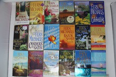 Lot of 10 Fern Michaels Paperback Books Random Mix – Free Shipping