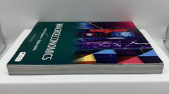Macroeconomics, 7th Edition – Paperback, by Paul Krugman Robin Wells LIKE NEW