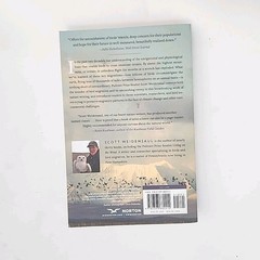 A World on the Wing by Scott Weidensaul FIRST EDTION THUS Paperback Book 2022