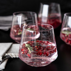 Over&Back 17Oz Modern Glassware – Set of 4 Contemporary Stemless Drinking Glasse