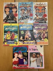 Lot of 8~ Mary Kate and Ashley Paperback Books 1990’s ~ Early 2000’s