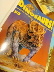 DINOSAURS Discover The Giants Of The Prehistoric World Magazine Lot Of 4 Binders