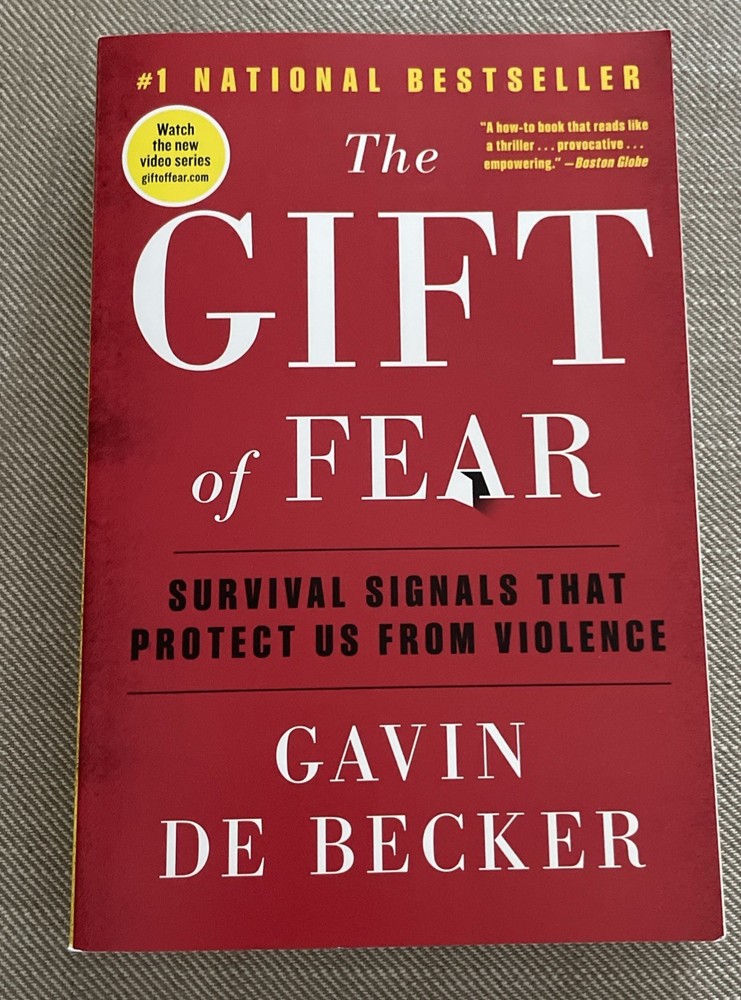 Hachette Book Group The Gift of Fear Gavin De Becker Paperback