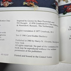 Gnomes Book Christmas Crafts Patterns Diagrams 50 Projects HC 1980 Fold Out