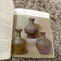 BRONZE VESSELS OF ANCIENT CHINA & Chinese Ceramics IN THE AVERY BRUNDAGE Vintage