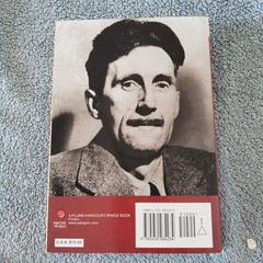 1984 Orwell – Brave New World Huxley – Fahrenheit 451 Bradbury / 3-book Lot