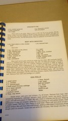 1993 „Sunday Dinner at Grandmom’s” Cookbook by Christel Ellis – 112+ Pages