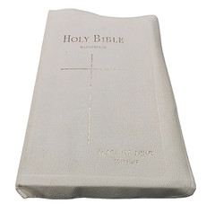 Holy Bible Illustrated Prince Of Peace Catholic 1966 Edition in Wooden Cedar Box