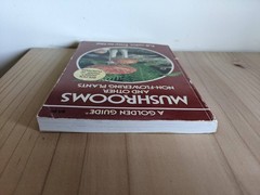 A Golden Guide: Mushrooms And Other Non-Flowering Plants Full-Color RARE EDITION