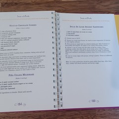Mexican Cooking Cookbook Meals Sides Desserts Drinks 160 Pages Hardback