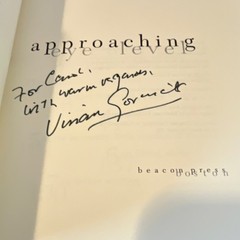 Beacon Press Approaching Eye Level by Vivian Gornick, Paperback 1996 Signed