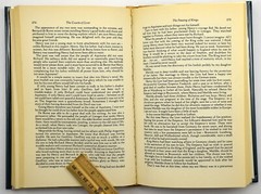 The Courts of Love: The Story of Eleanor of Aquitaine Queens of England – GOOD