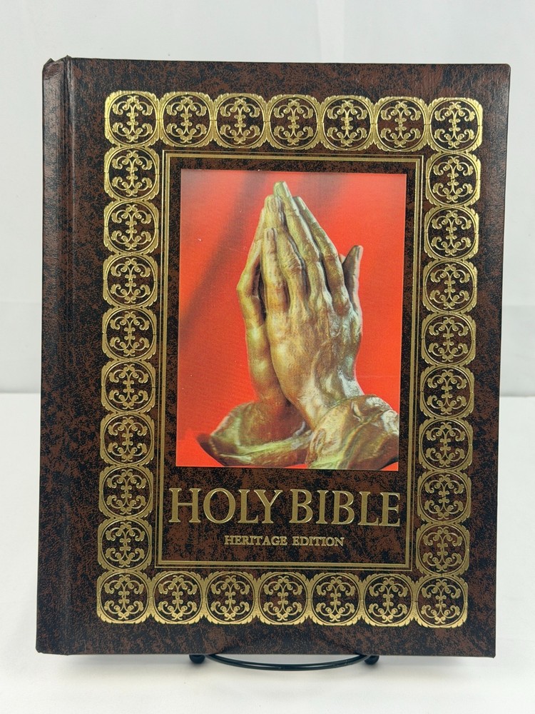 1977 Holy Bible Heritage Edition King James 11.5”x9” Padded Hardcover Vintage